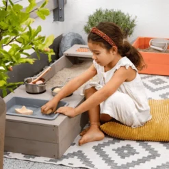 MUDDY BUDDY Zandbak "Flexy Style " Warm Grijs-zalm -Jollein Winkel muddy buddy zandbak flexy style warm grijs zalm a412736 1